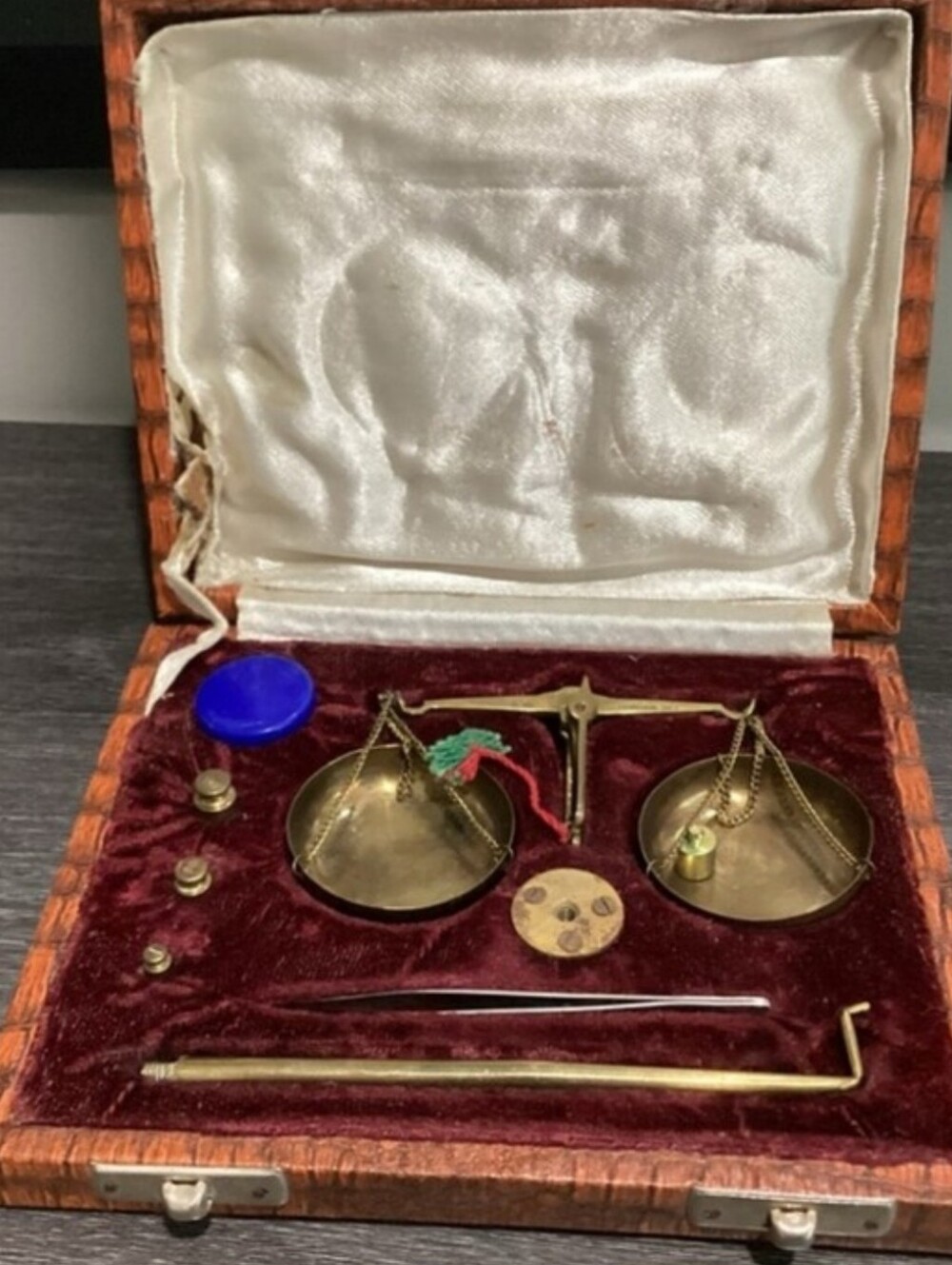 Antique Brass Jewelers balance scale historic Vintage